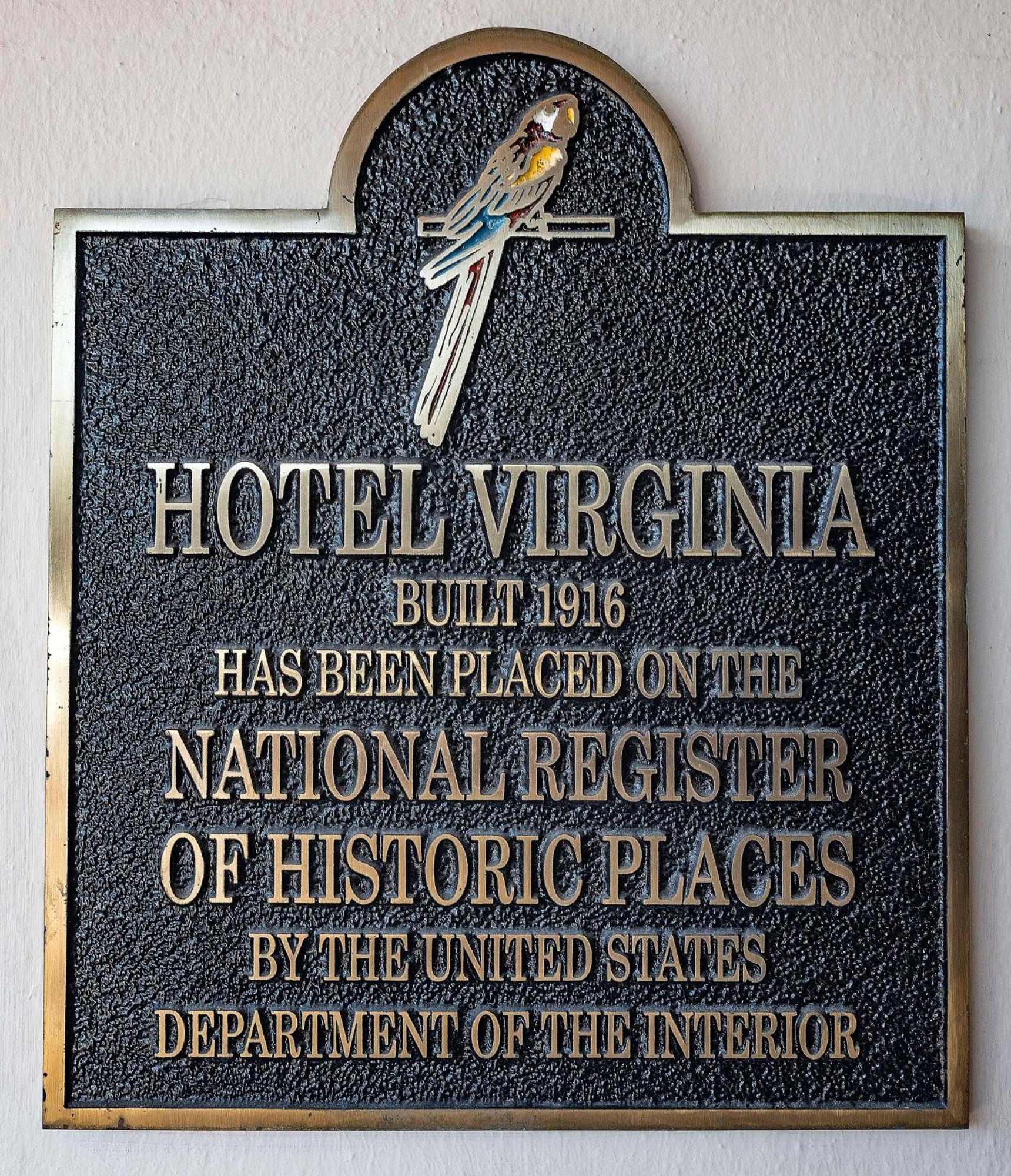 Hotel Virginia Santa Barbara, Tapestry Collection By Hilton Santa Bárbara Exterior foto